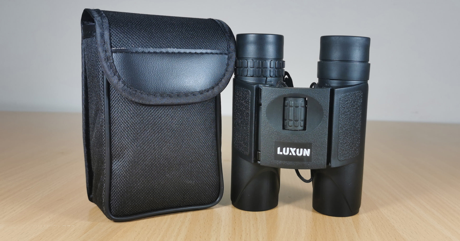 luxun-binocular-sport-optics image 0